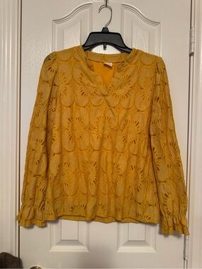 Rumia Mustard Floral Eyelet V-Neck Blouse